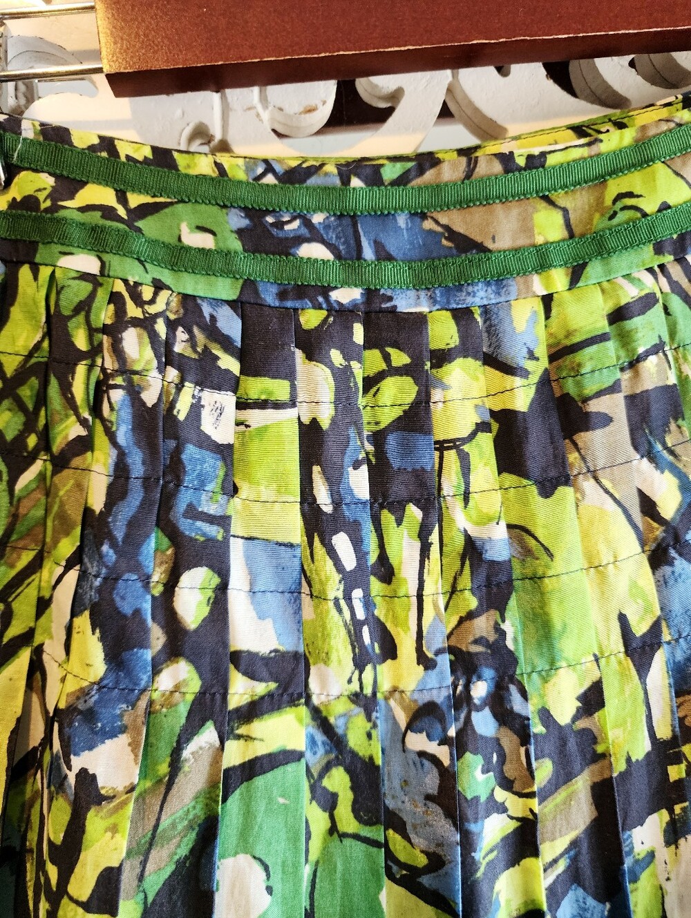 SEPT FOIS ABSTRACT PRINT PLEATED CIRCULAR SKIRT KNEE LENGTH FULLY LINED SZ 38 - Picture 4 of 13